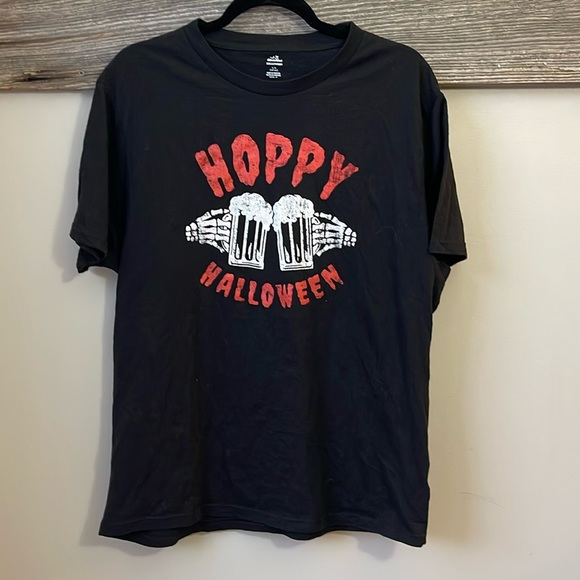 Other - Hoppy Halloween black large shirt